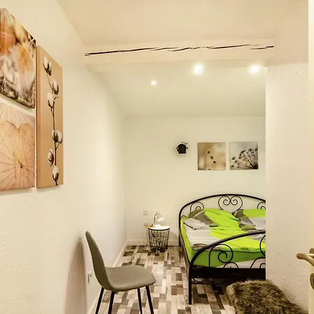 Femeer 02 Apartmán *